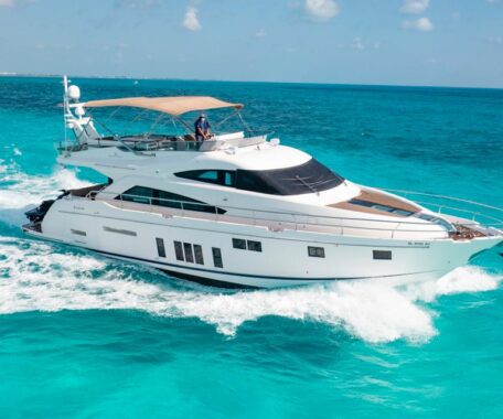 yacht charter cancun mexico