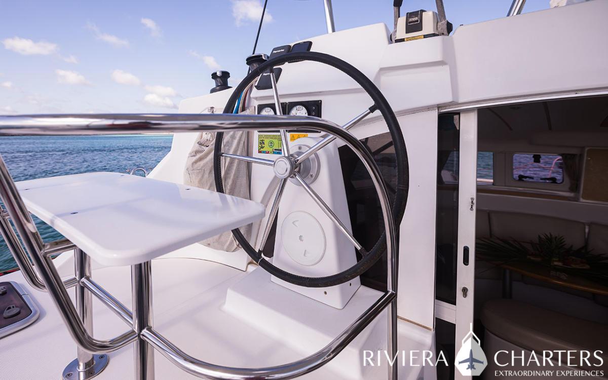 38_Ft_Lagoon_Catamran_rental_in_Tulum_and_Puerto_Aventuras_by_Riviera_Cahrters_11