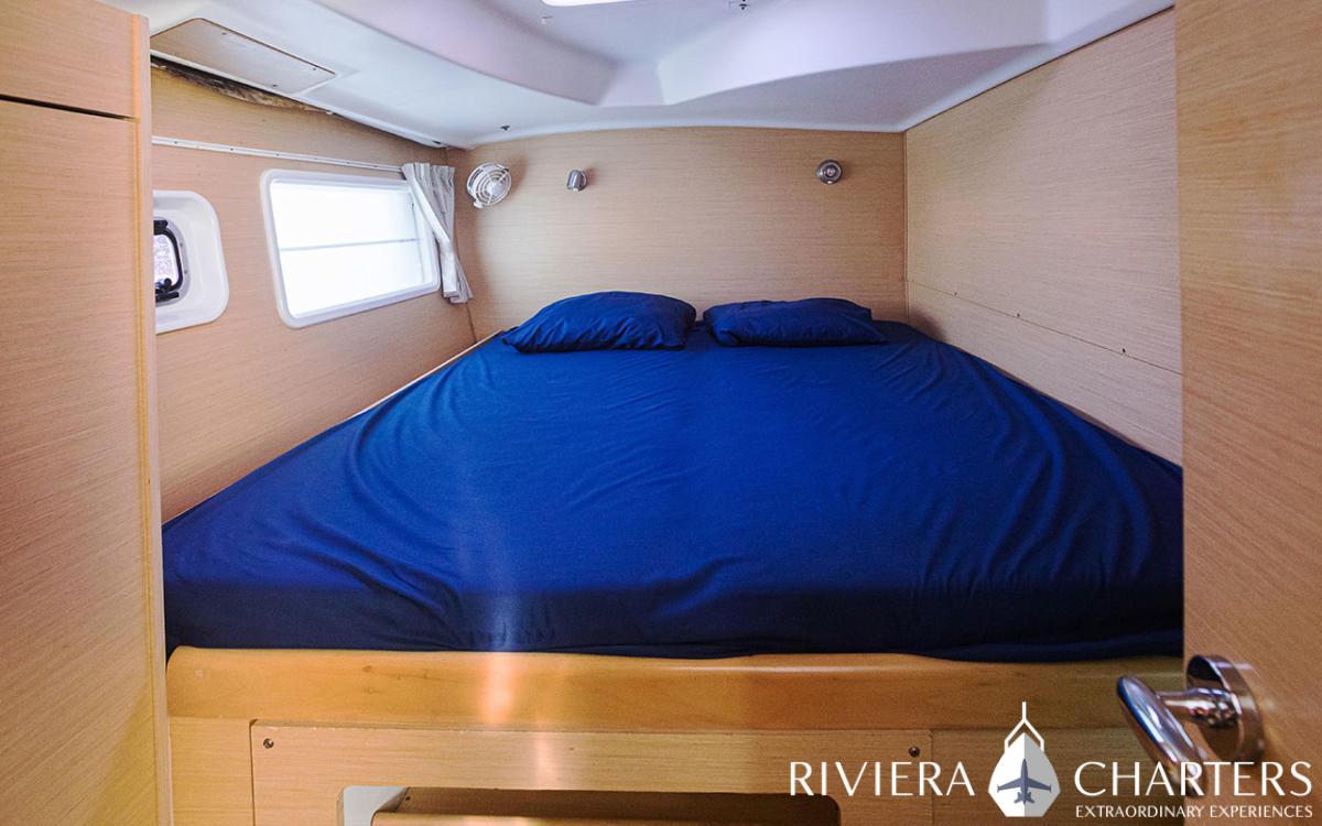 38_Ft_Lagoon_Catamran_rental_in_Tulum_and_Puerto_Aventuras_by_Riviera_Cahrters_14