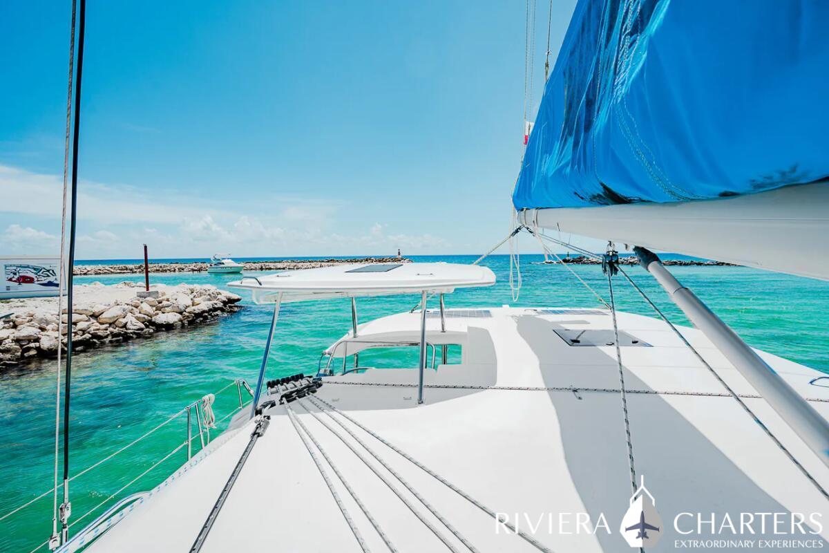 40-Ft-Leopard-Luxury-Catamaran-Tulum-and-Riviera-Maya-yacht-rental-and-bachelorette-party-by-Riviera-Charters-10