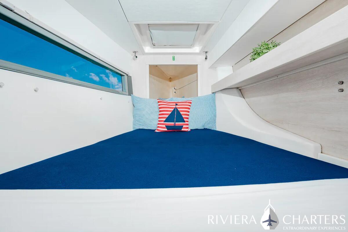 40-Ft-Leopard-Luxury-Catamaran-Tulum-and-Riviera-Maya-yacht-rental-and-bachelorette-party-by-Riviera-Charters-18