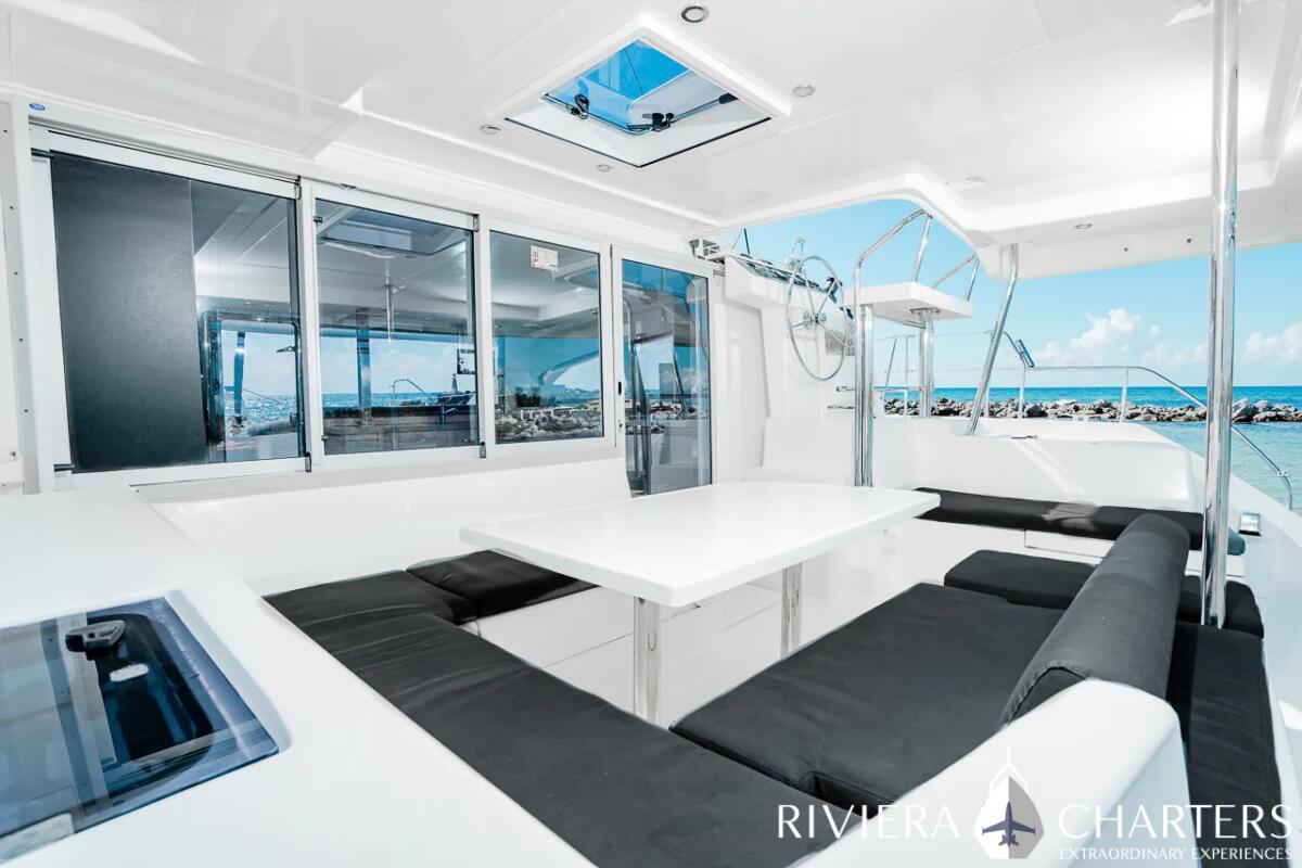 40-Ft-Leopard-Luxury-Catamaran-Tulum-and-Riviera-Maya-yacht-rental-and-bachelorette-party-by-Riviera-Charters-5 (1)