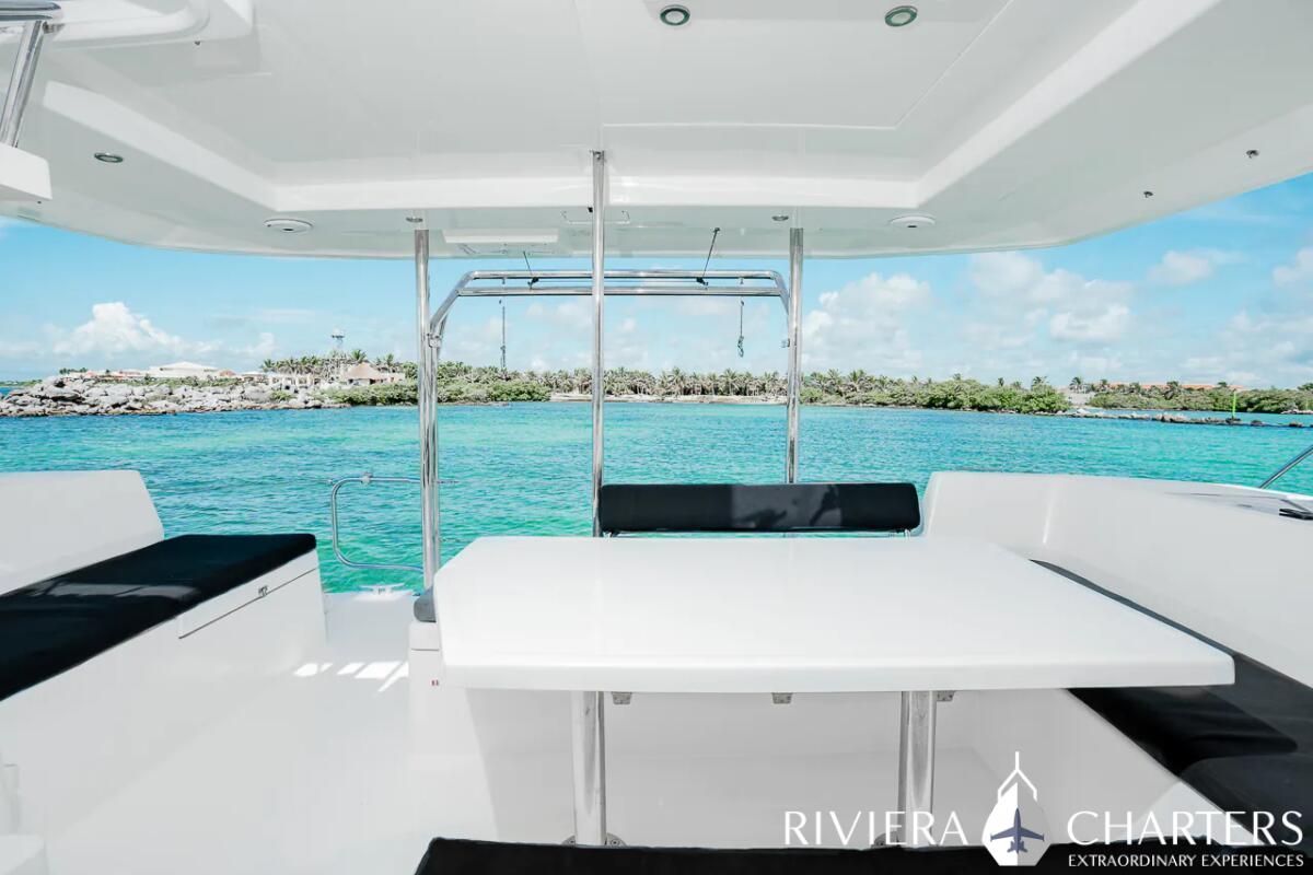 40-Ft-Leopard-Luxury-Catamaran-Tulum-and-Riviera-Maya-yacht-rental-and-bachelorette-party-by-Riviera-Charters-6