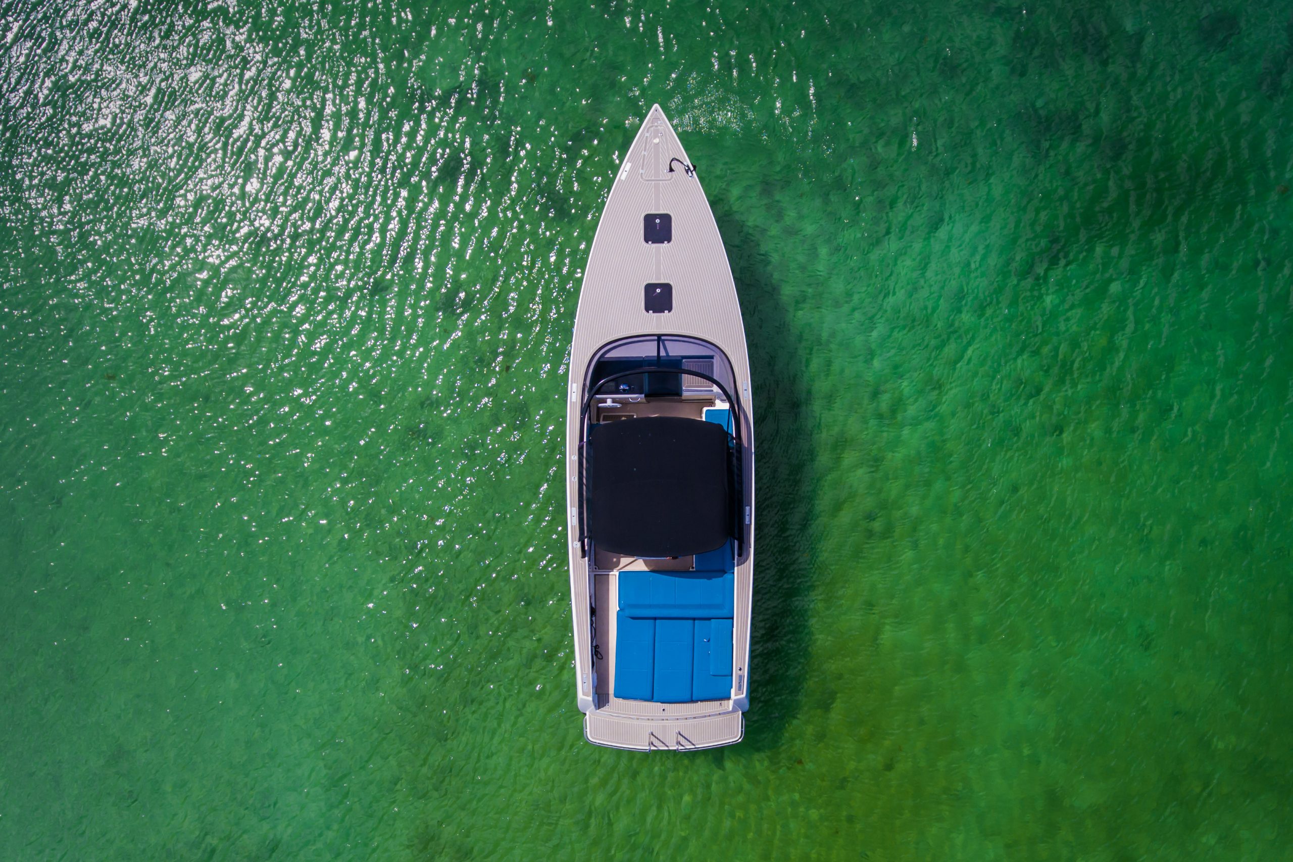 40 Ft VanDutch Yacht Rental in Cancun by Riviera Charters (36)