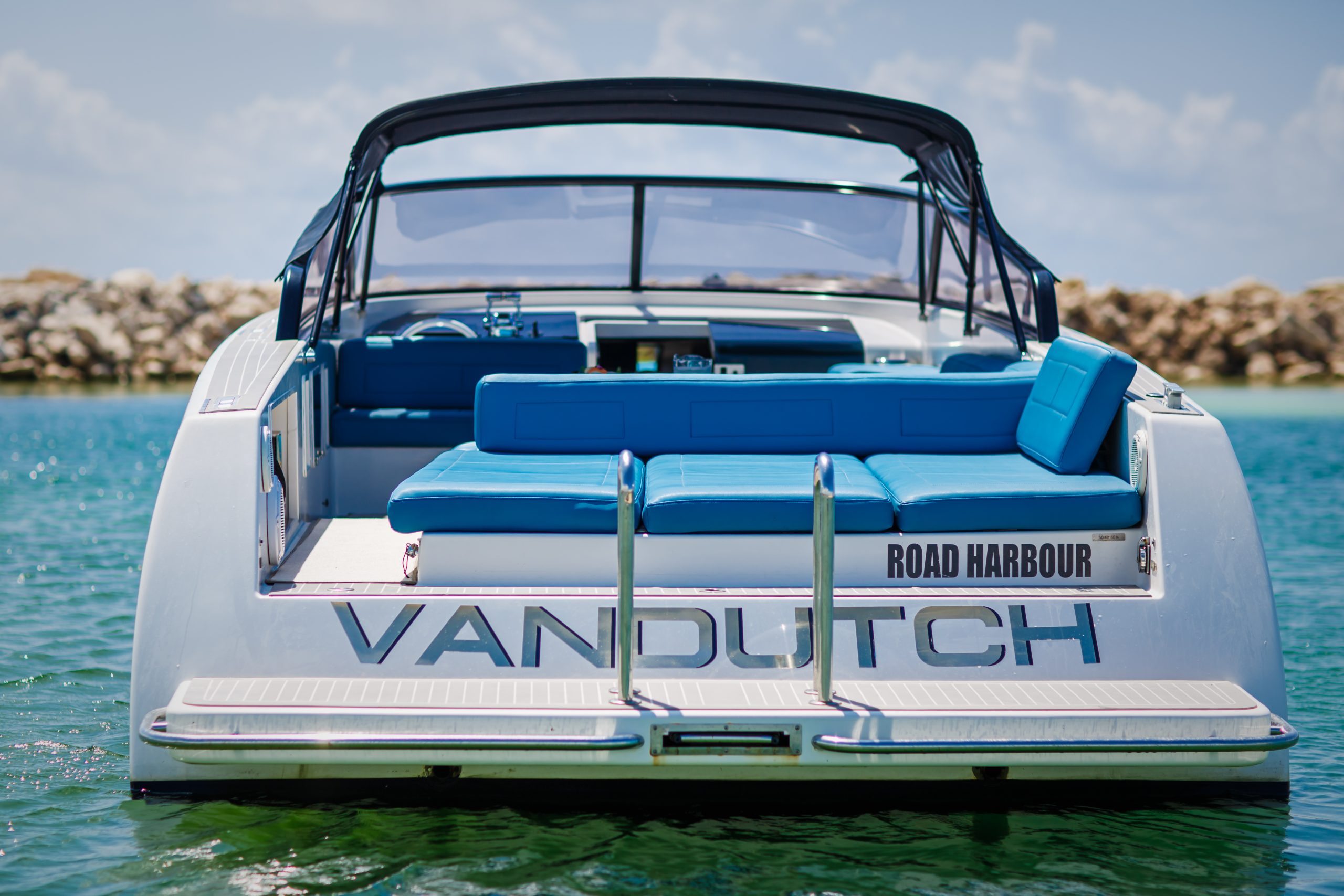 40 Ft VanDutch Yacht Rental in Cancun by Riviera Charters (41)
