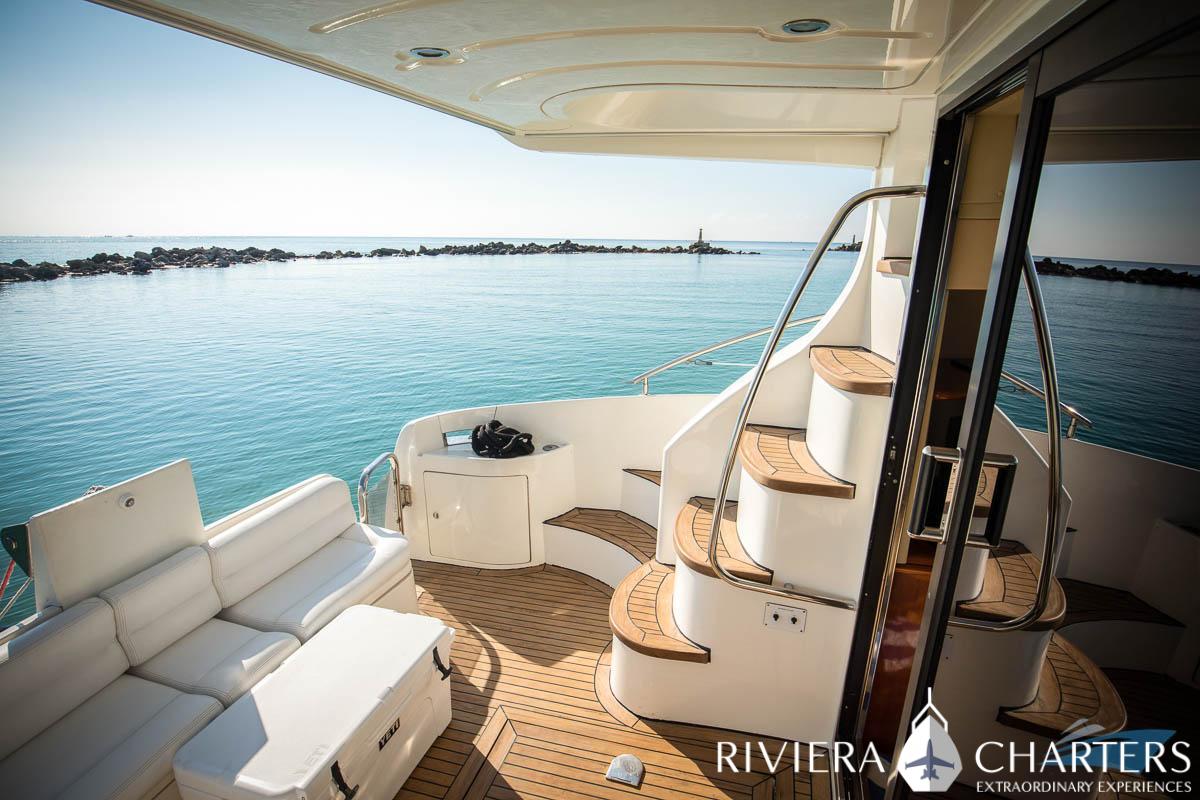 42-Ft-Azimut-Luxury-Yacht-Tulum-and-Riviera-Maya-yacht-rental-and-bachelorette-party-by-Riviera-Charters-4