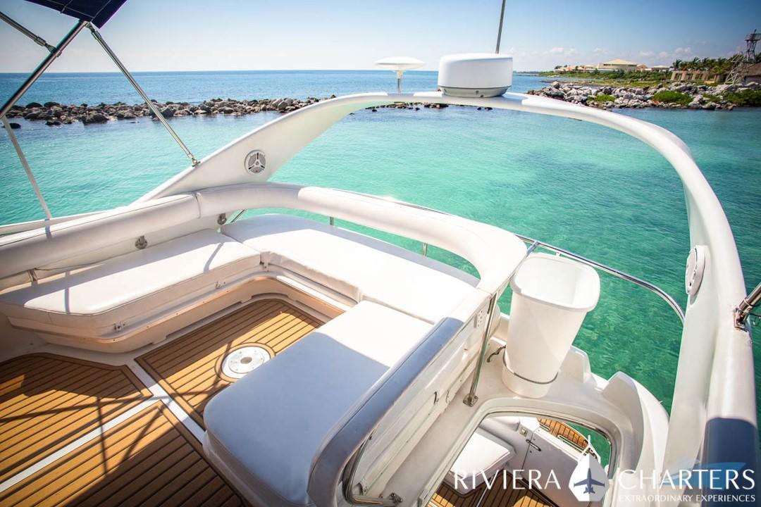 42 Ft Sea Ray 400 Sedan Yacht Cancun Mexico Interior