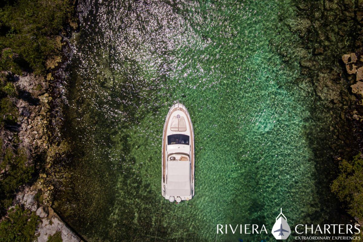 43-Ft-Azimut-Yacht-Tulum-and-Riviera-Maya-yacht-rental-and-bachelorette-party-by-Riviera-Charters-10