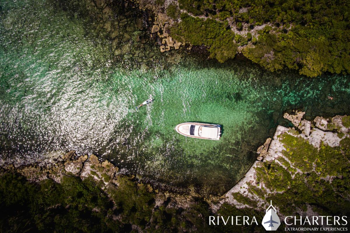 43-Ft-Azimut-Yacht-Tulum-and-Riviera-Maya-yacht-rental-and-bachelorette-party-by-Riviera-Charters-16