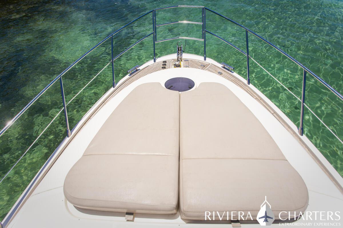 43-Ft-Azimut-Yacht-Tulum-and-Riviera-Maya-yacht-rental-and-bachelorette-party-by-Riviera-Charters-25
