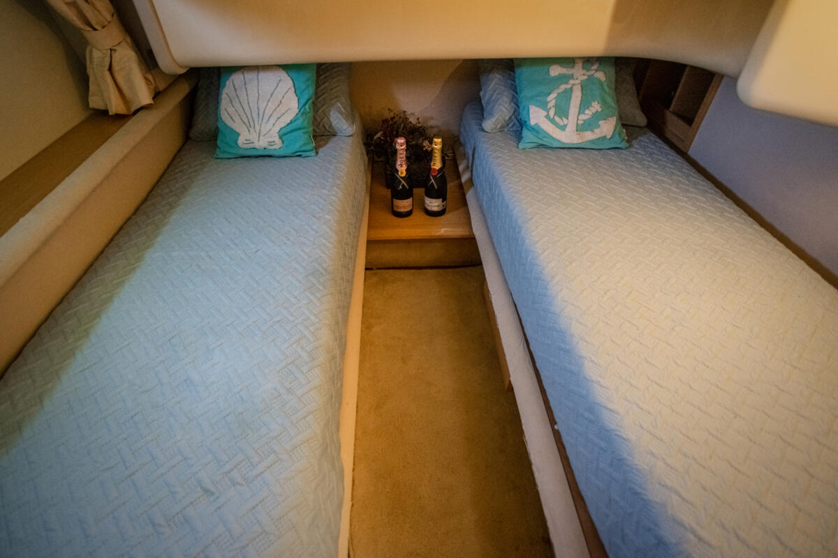 43-Ft-Azimut-Yacht-Tulum-and-Riviera-Maya-yacht-rental-and-bachelorette-party-by-Riviera-Charters-46