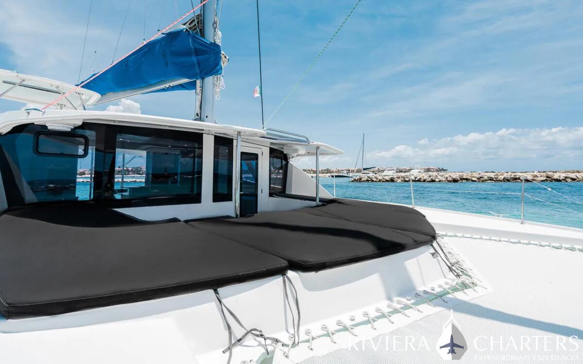 44-Ft-Leopard-Luxury-Catamaran-Tulum-and-Riviera-Maya-yacht-rental-and-bachelorette-party-by-Riviera-Charters-15