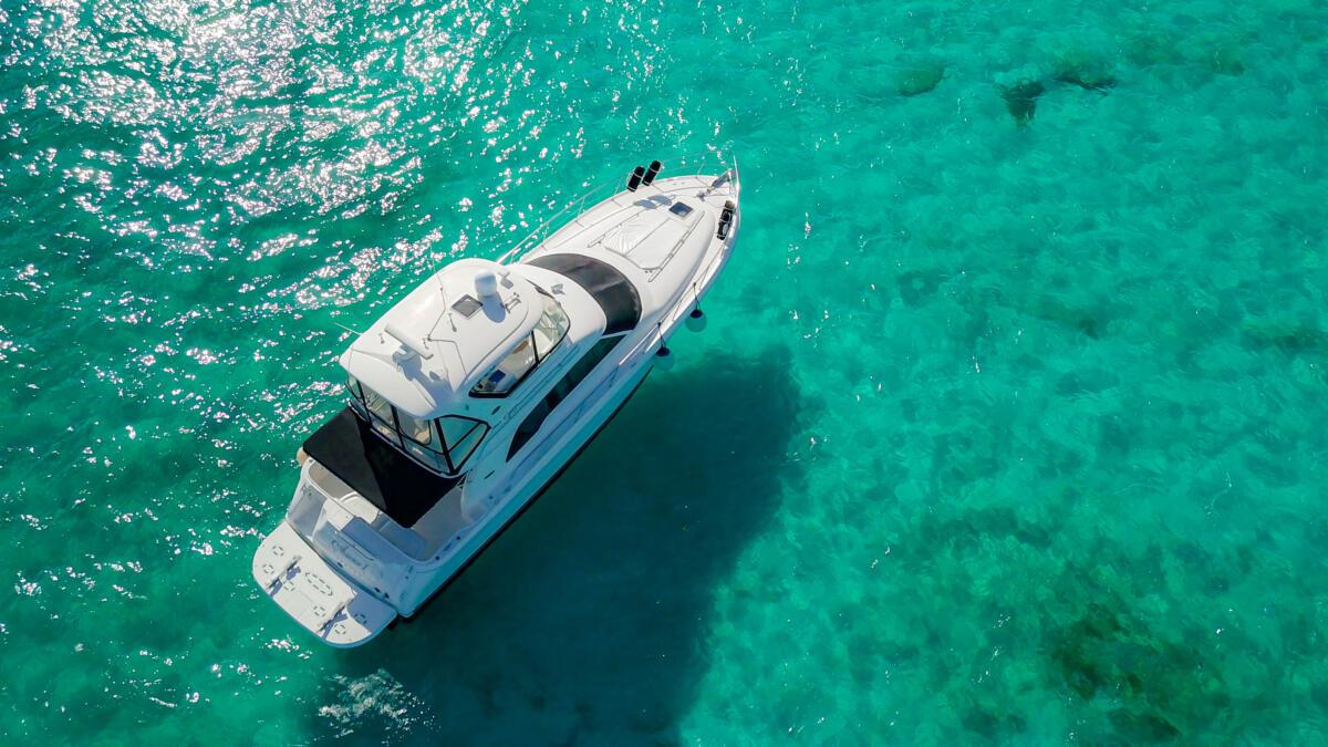 50-Ft-Sea-Ray-With-Flybridge-by-Riviera-Charters-26