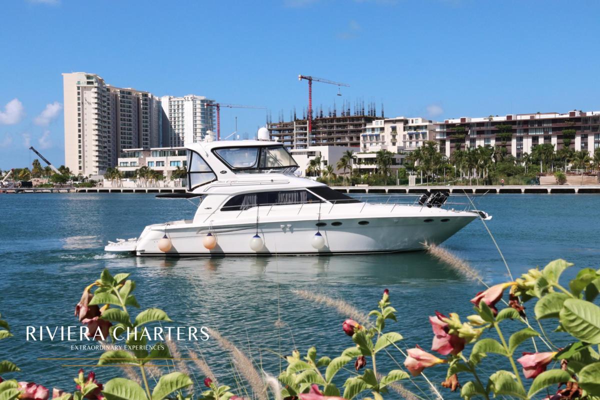 50-Ft-Sea-Ray-with-flybridge-yacht-rental-in-Cancun-and-Isla-Mujeres-by-Riviera-Charters-09