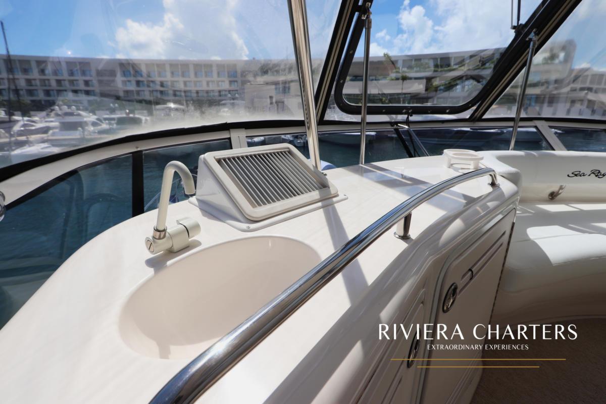 50-Ft-Sea-Ray-with-flybridge-yacht-rental-in-Cancun-and-Isla-Mujeres-by-Riviera-Charters-13