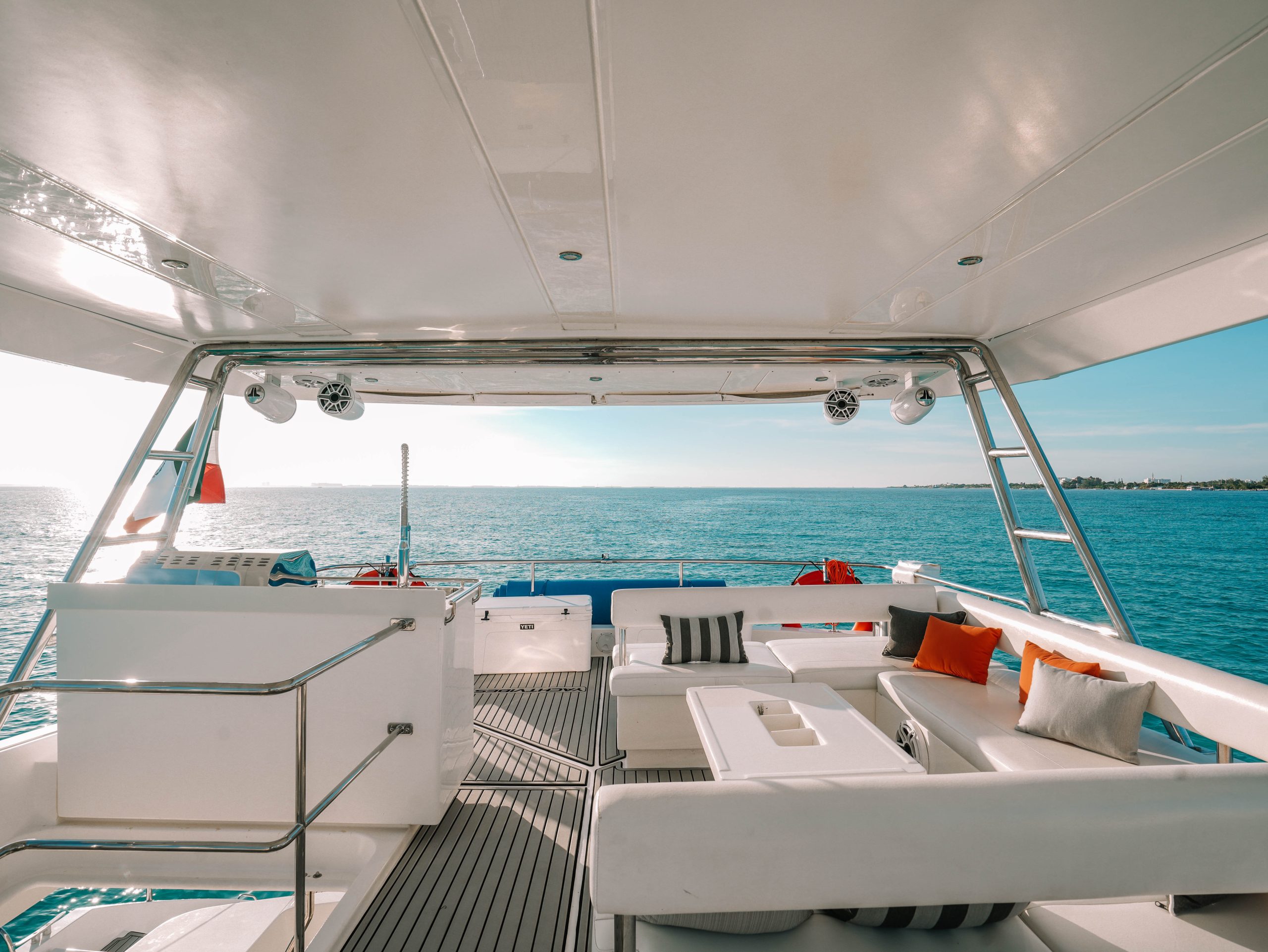 51 Ft Leopard Vibe Catamaran Cancun by Riviera Charters (Flybridge sitting area)