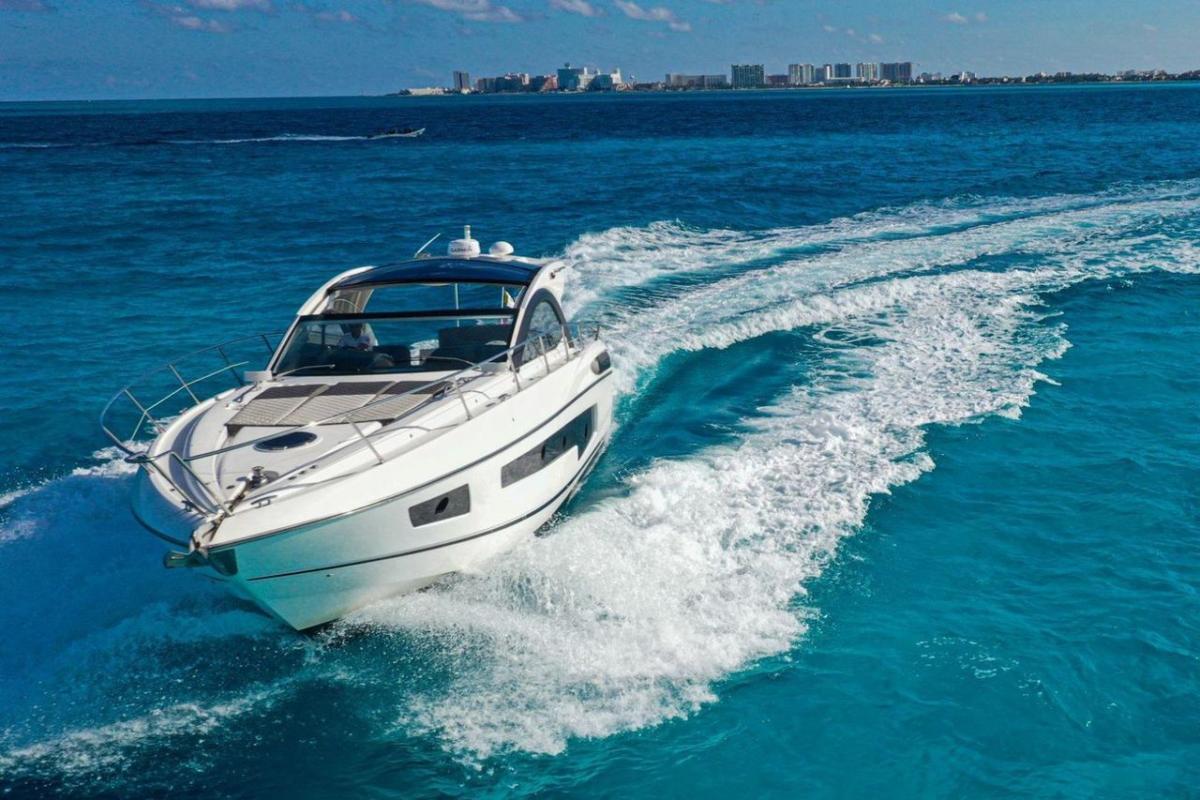 52-Ft-Sunseeker-San-Remo-yacht-rental-in-Cancun-and-Isla-Mujeres-by-Riviera-Charters-28
