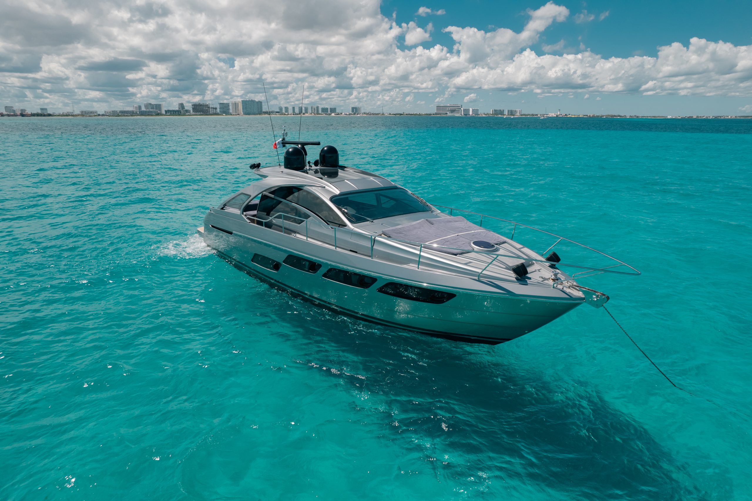 56 Ft Pershing yacht rental in Cancun by Riviera Charters (27)