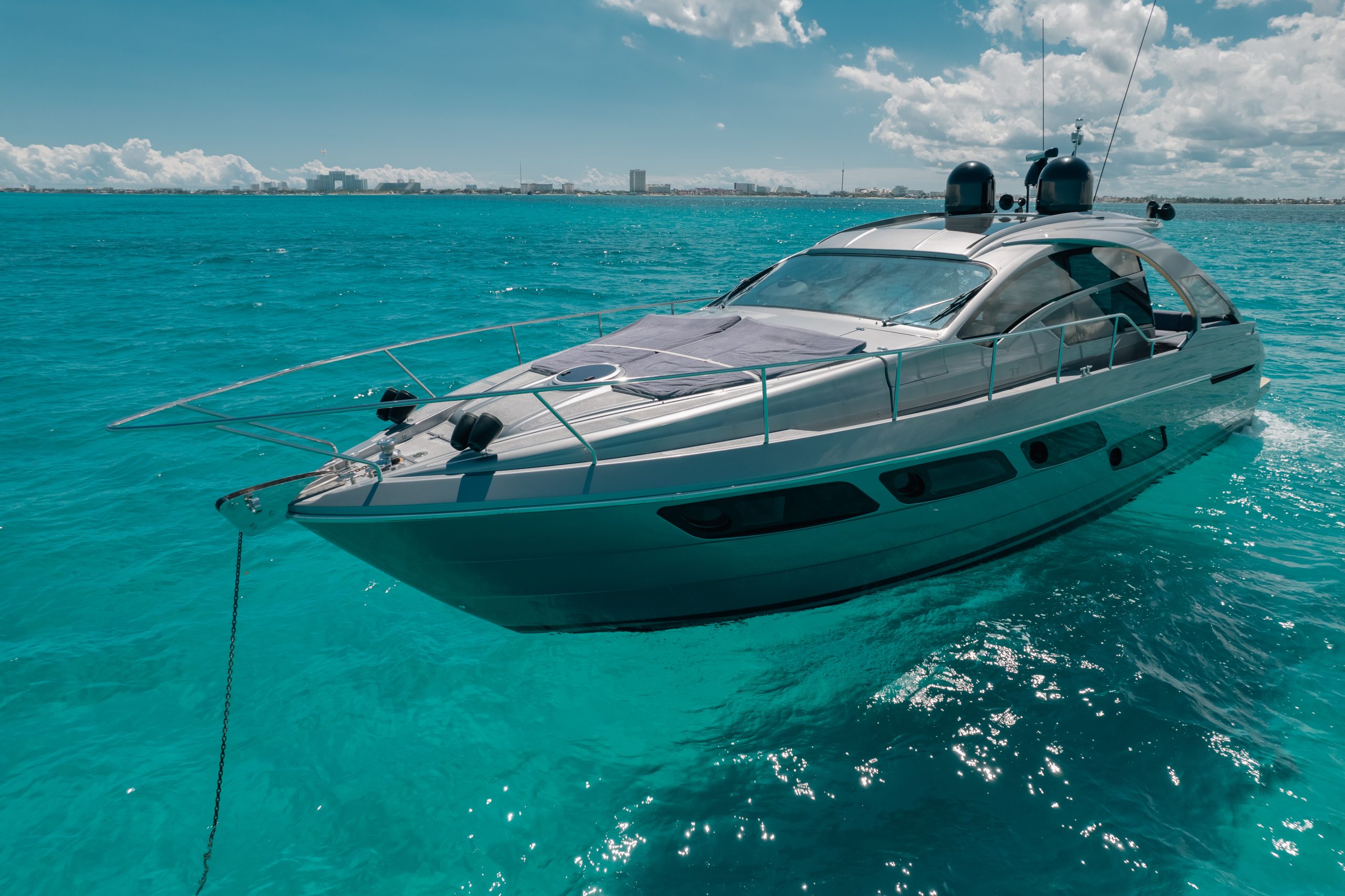 56 Ft Pershing yacht rental in Cancun by Riviera Charters (30)