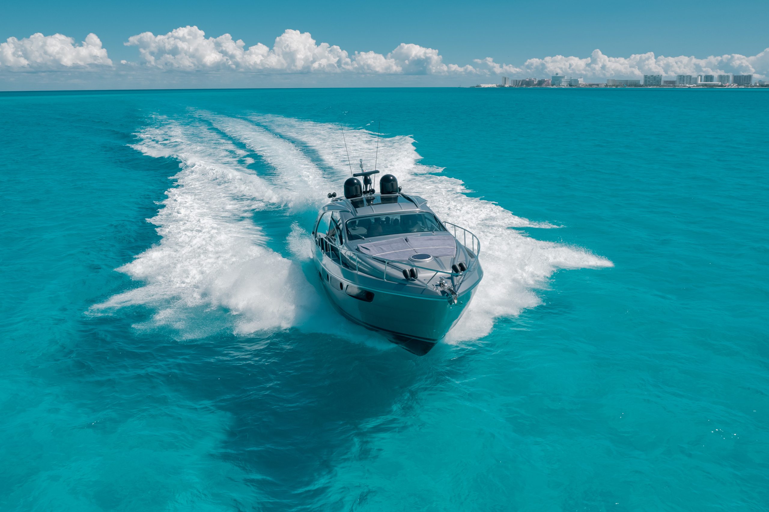 56 Ft Pershing yacht rental in Cancun by Riviera Charters (32)