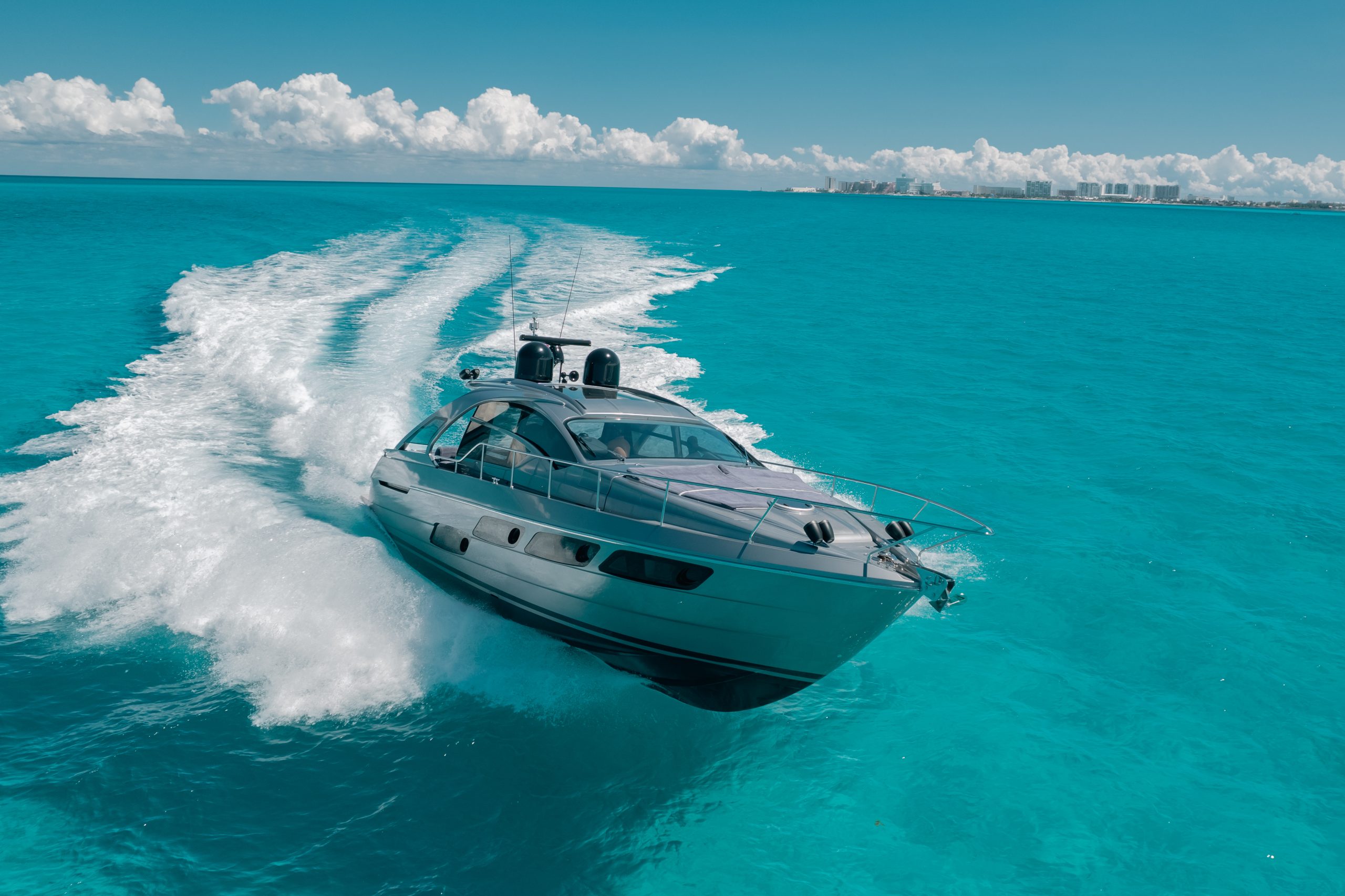 56 Ft Pershing yacht rental in Cancun by Riviera Charters (34)