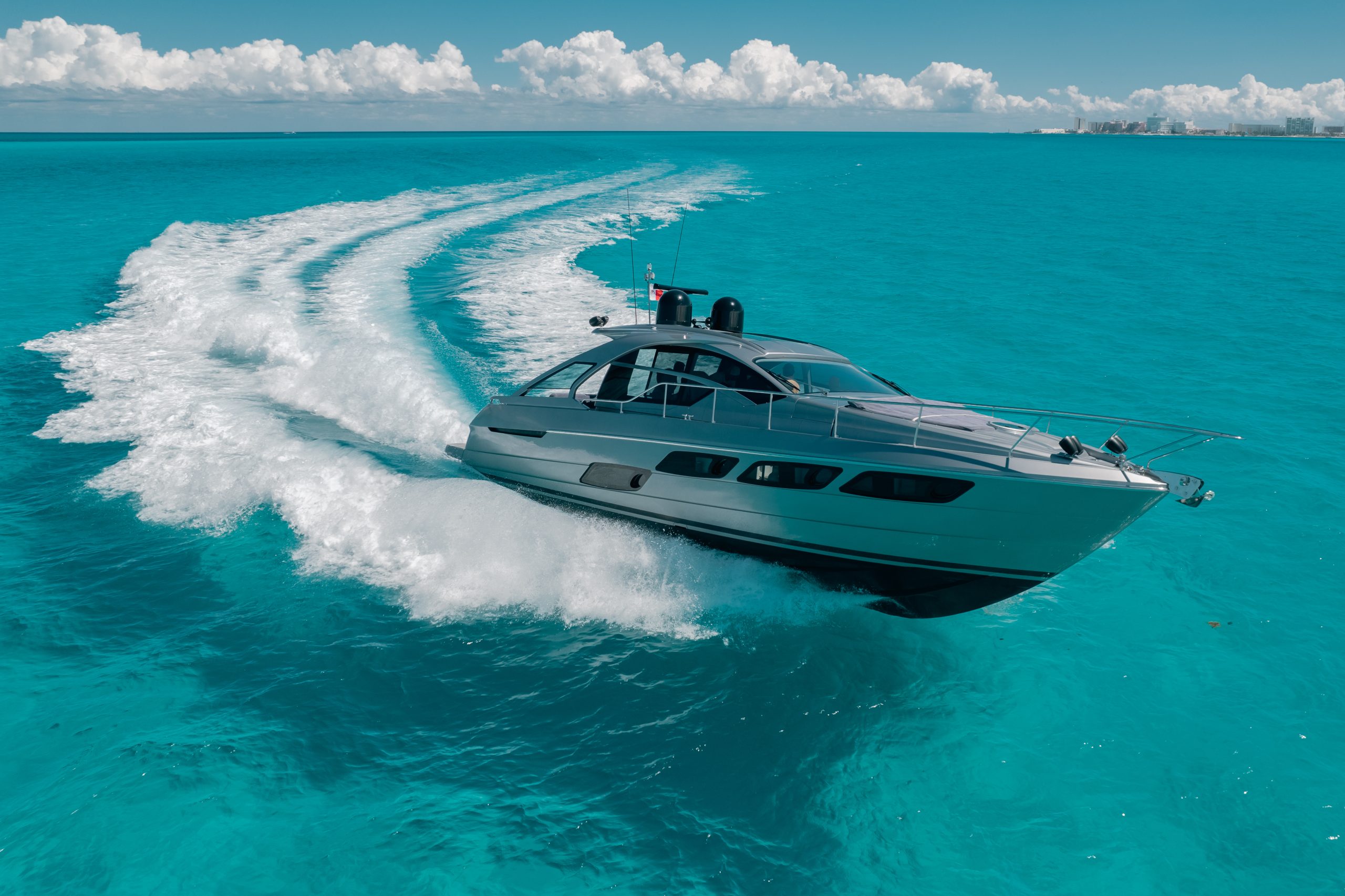 56 Ft Pershing yacht rental in Cancun by Riviera Charters (35)