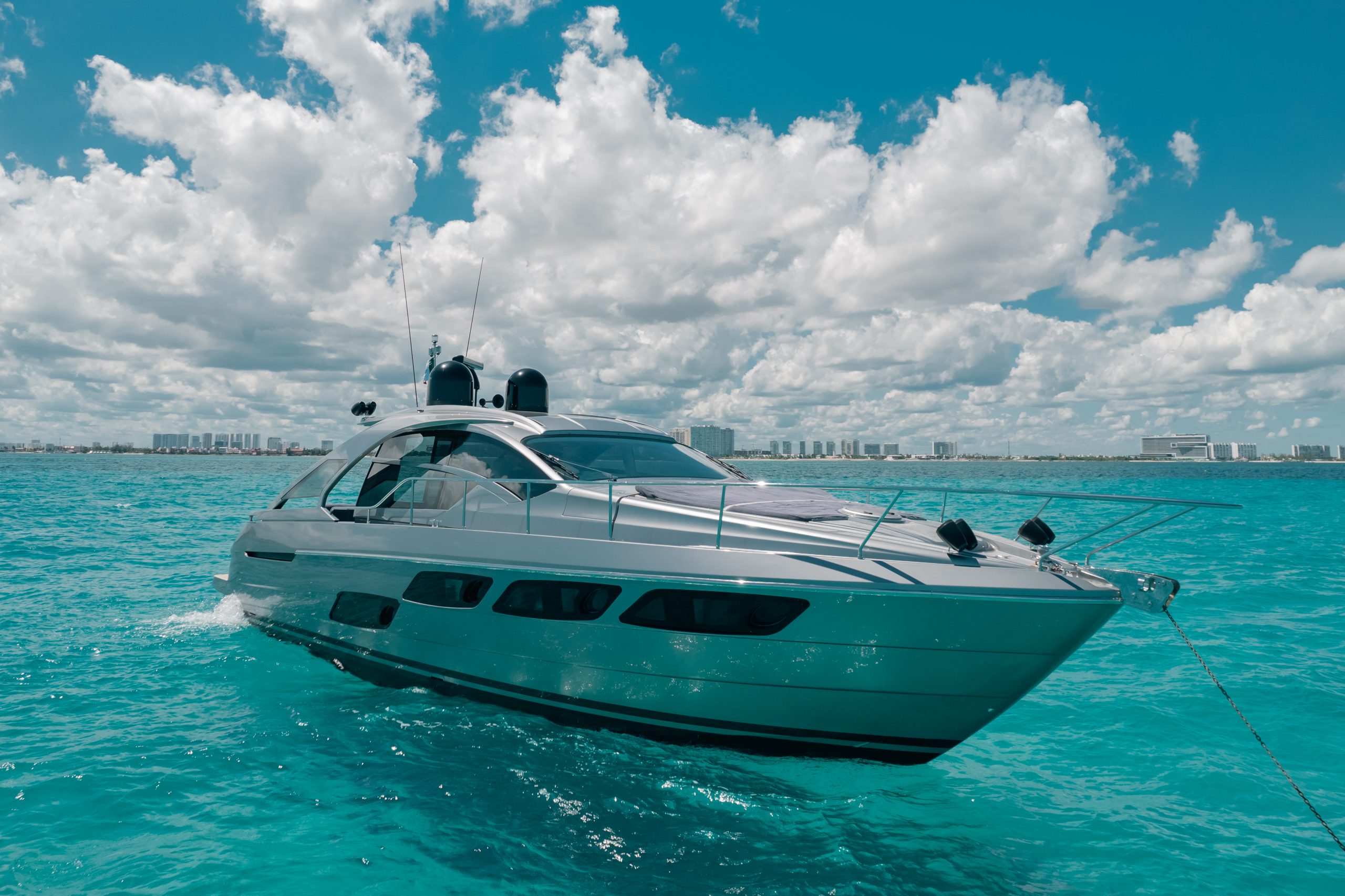 56 Ft Pershing yacht rental in Cancun by Riviera Charters (5)