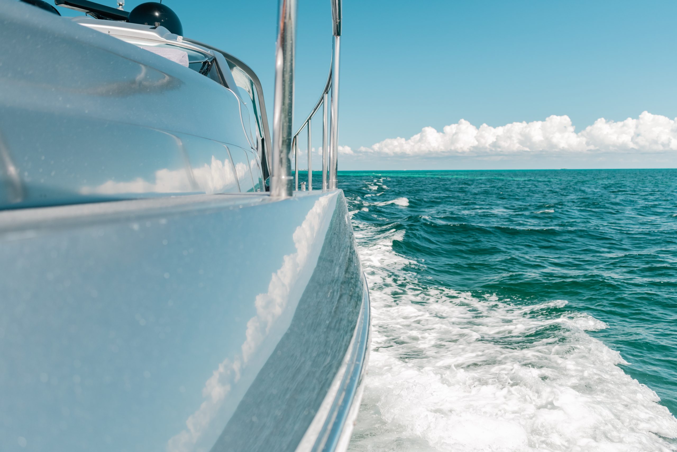 56 Ft Pershing yacht rental in Cancun by Riviera Charters (56)