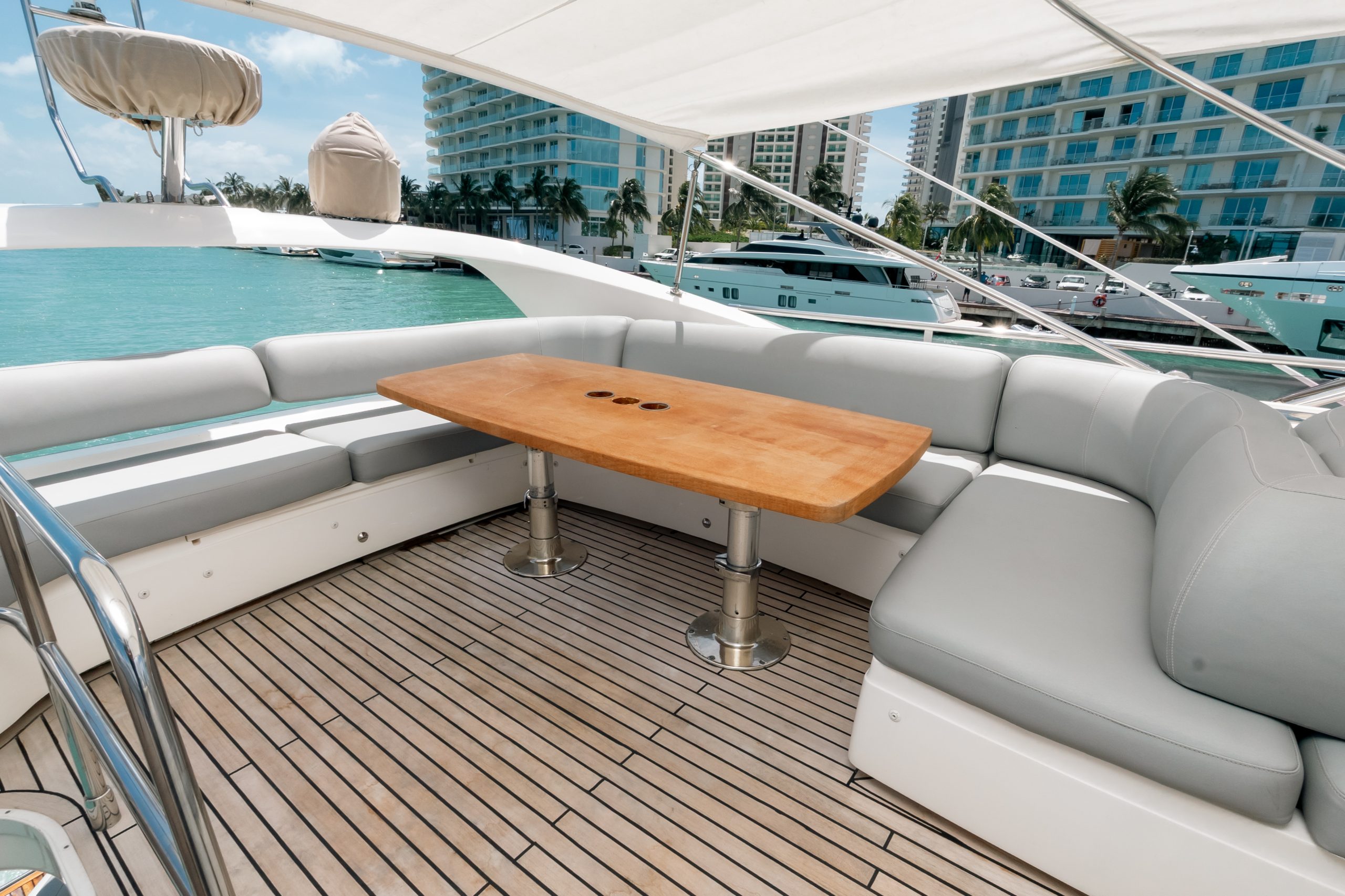 56 Ft Princess yacht rental in Cancun Riviera Charters (32)