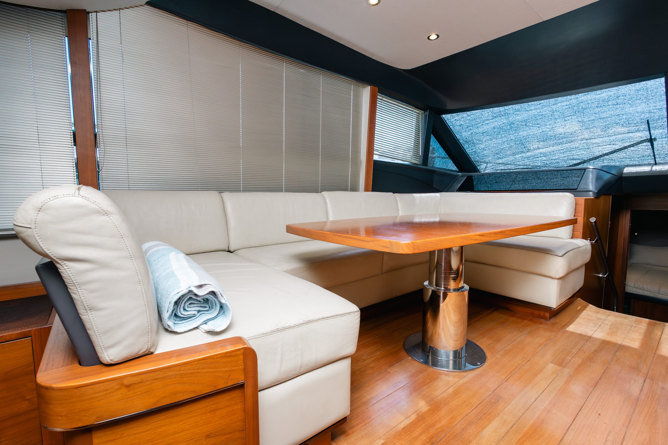 56 Ft Princess yacht rental in Cancun Riviera Charters (40)