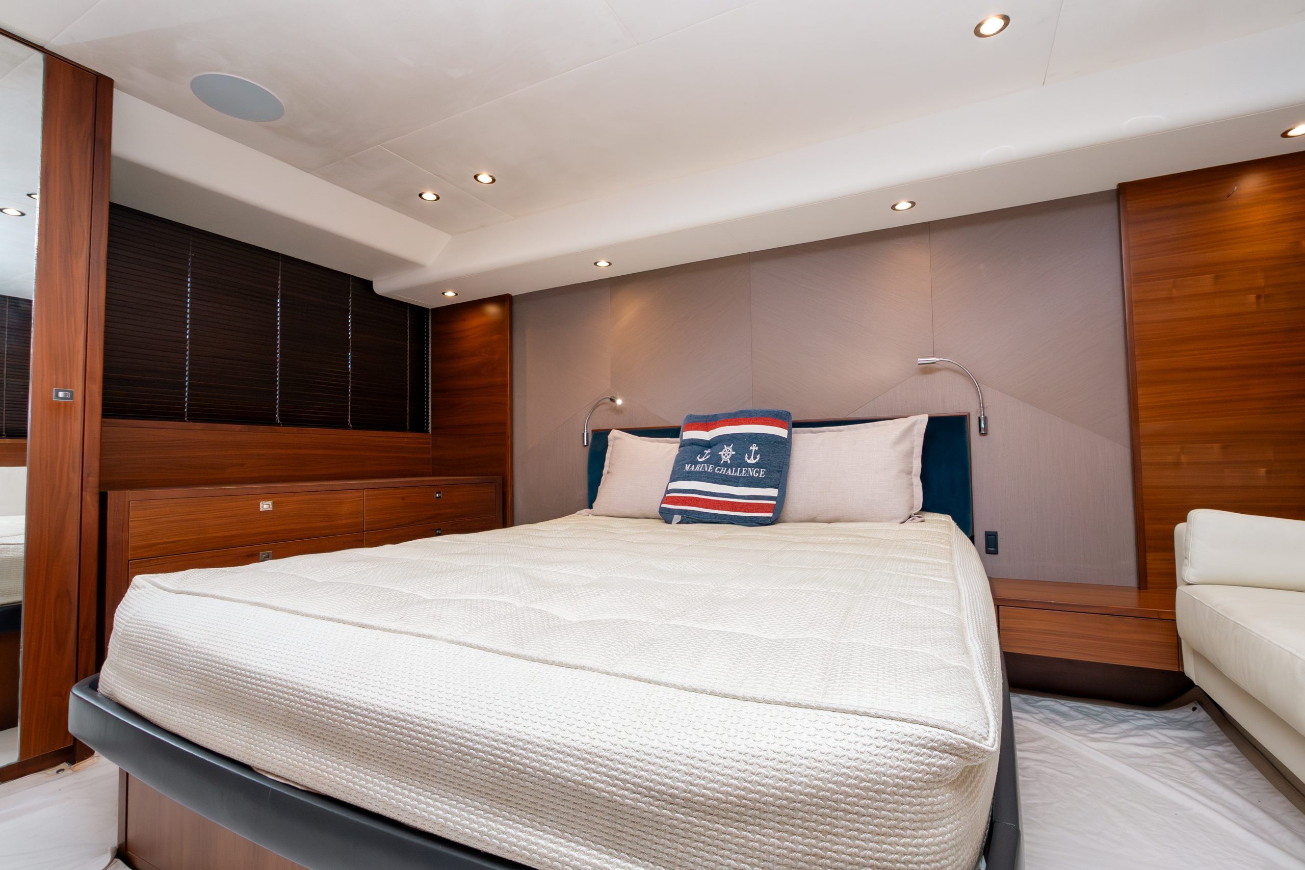 56 Ft Princess yacht rental in Cancun Riviera Charters (7)
