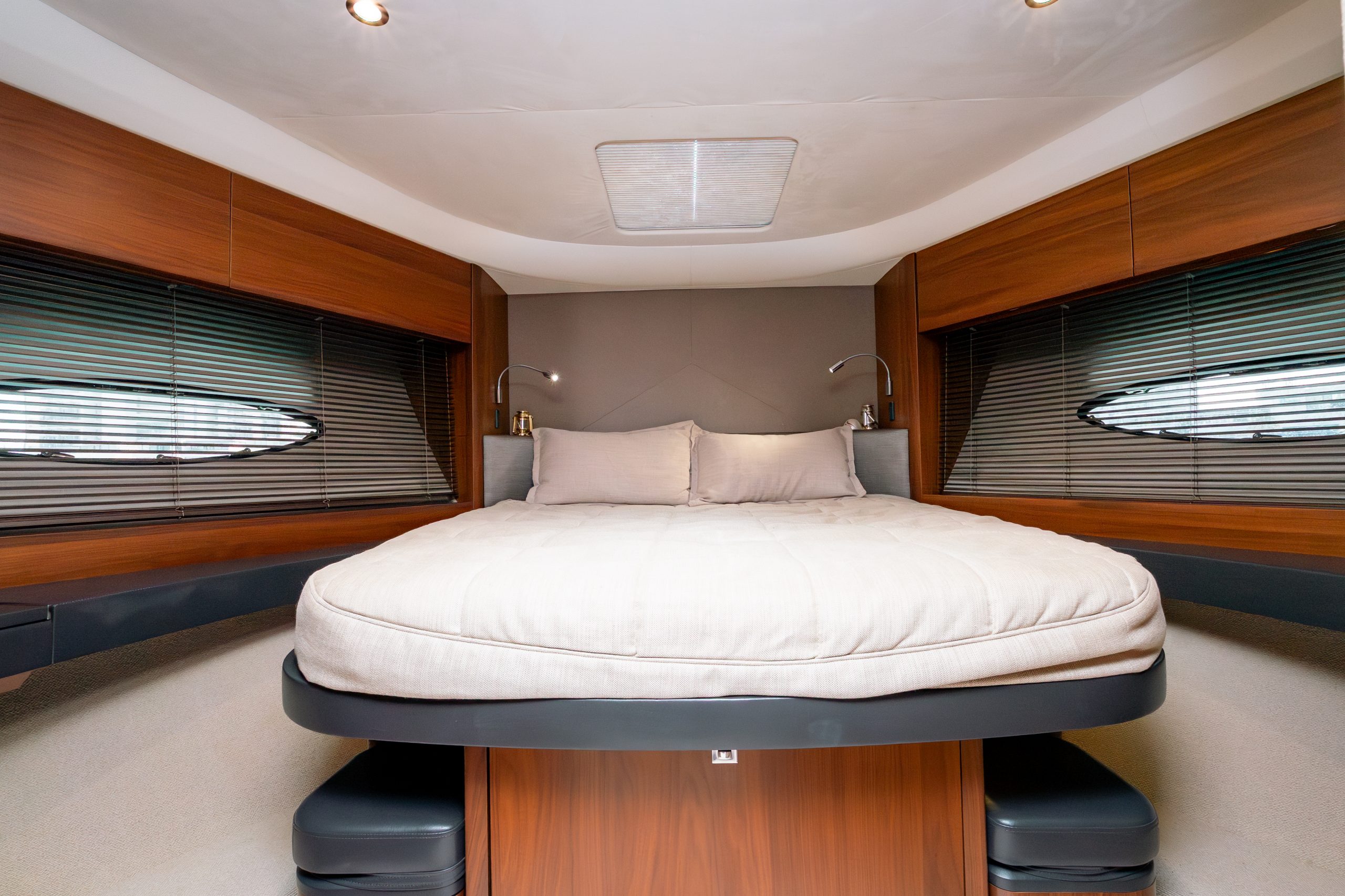 56 Ft Princess yacht rental in Cancun Riviera Charters (9)