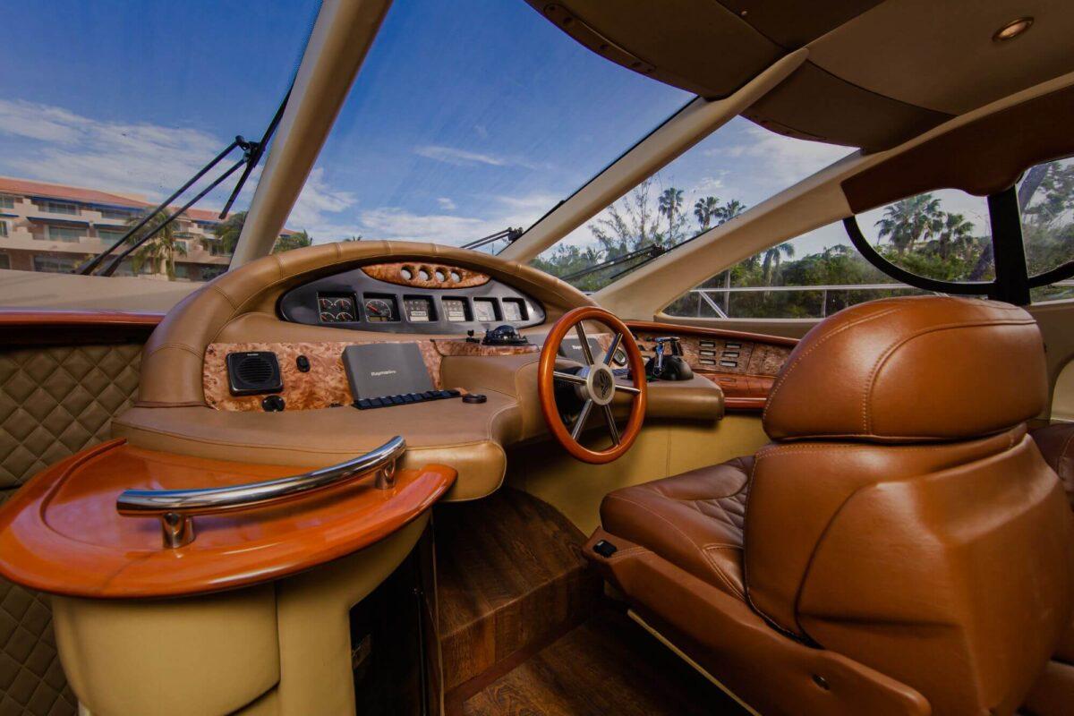 58-Ft-Azimut-yacht-rental-in-Puerto-Aventuras-and-Tulum-by-Riviera-Charters-13