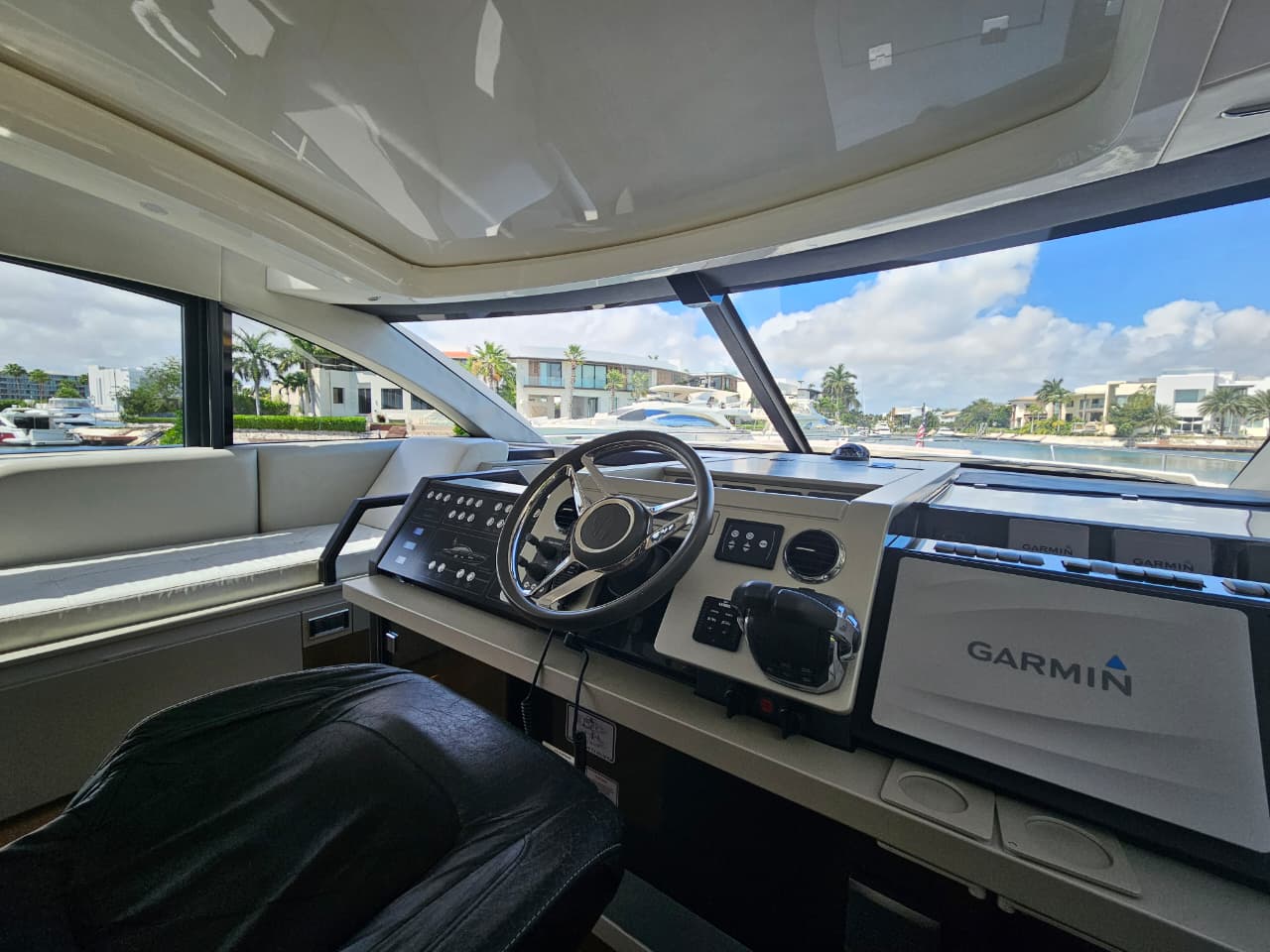58 Ft Failine Trada Cancun Luxury Charter (6)