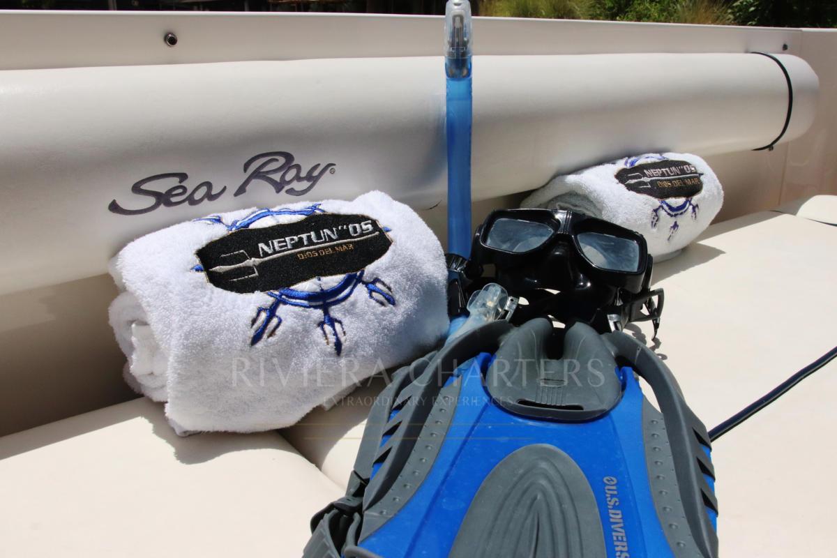 58-Ft-Sea-Ray-with-flybridge-yacht-rental-in-Cancun-and-Isla-Mujeres-by-Riviera-Charters-23