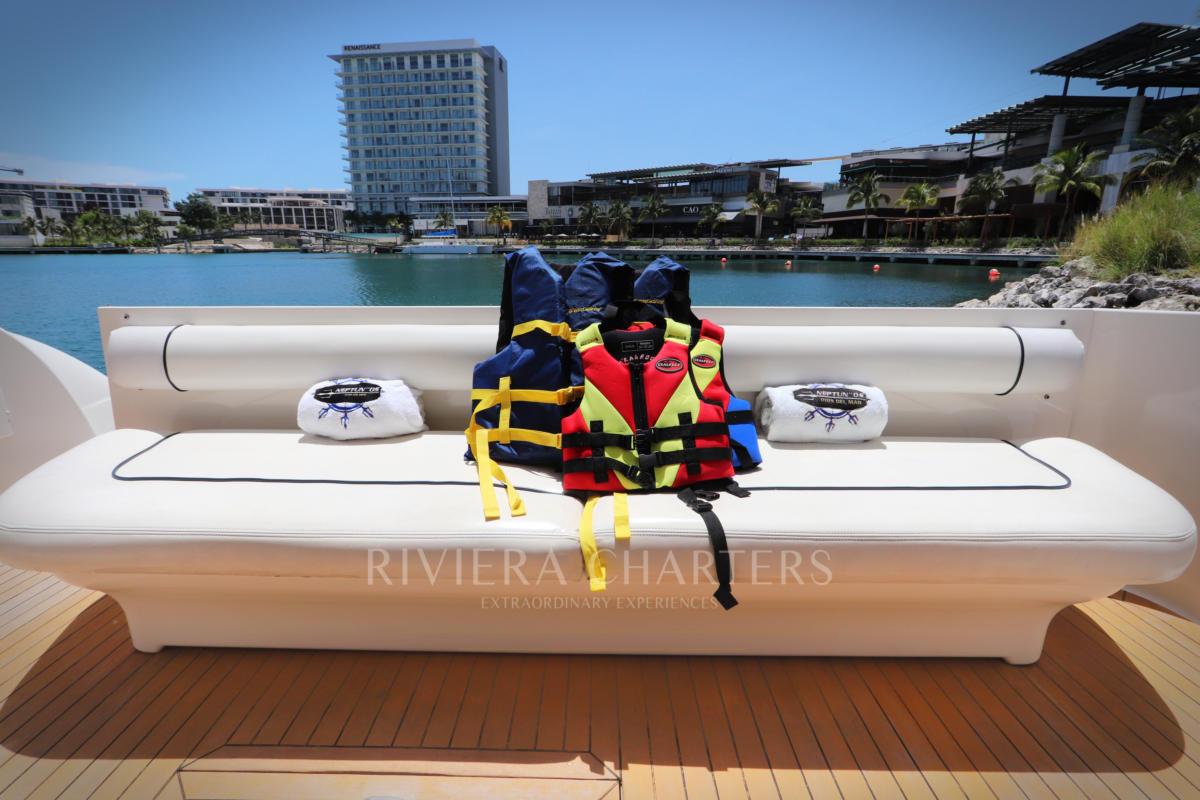58-Ft-Sea-Ray-with-flybridge-yacht-rental-in-Cancun-and-Isla-Mujeres-by-Riviera-Charters-27