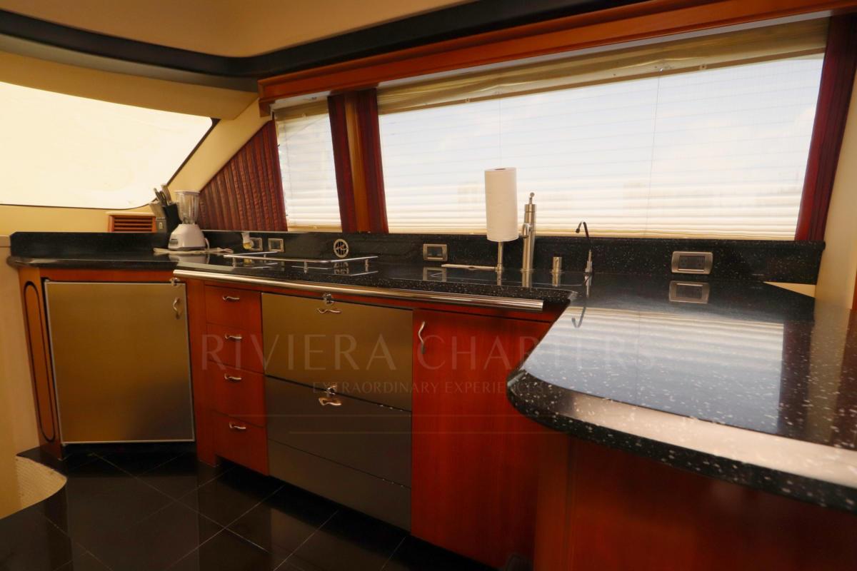58-Ft-Sea-Ray-with-flybridge-yacht-rental-in-Cancun-and-Isla-Mujeres-by-Riviera-Charters-57