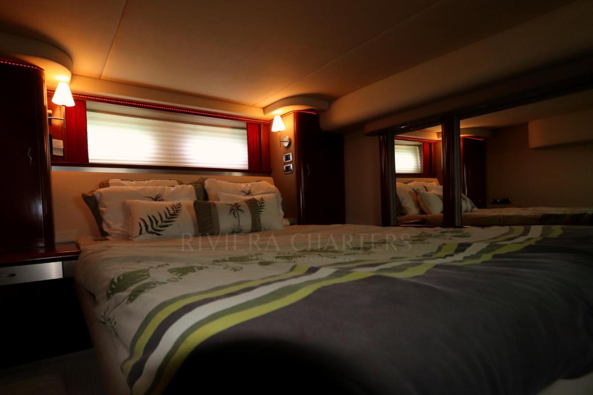 58-Ft-Sea-Ray-with-flybridge-yacht-rental-in-Cancun-and-Isla-Mujeres-by-Riviera-Charters-73