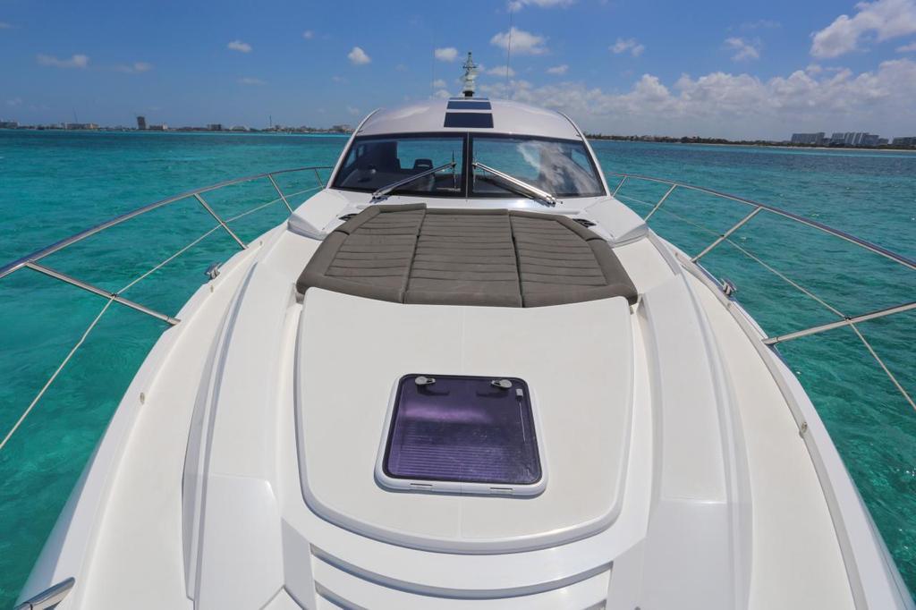 60_Ft_Sunseeker_predator_yacht_rental_in_Cancun_by_Riviera_Charters_16