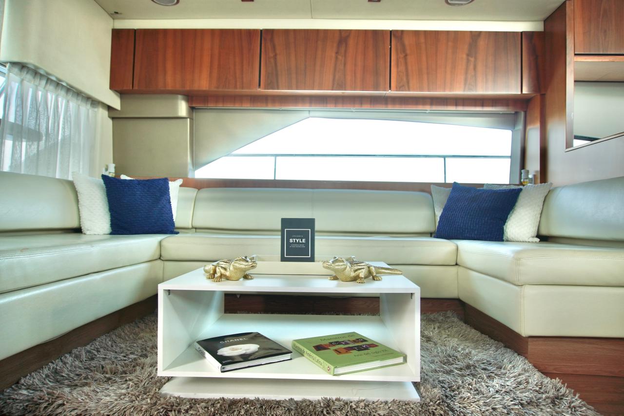 70 Ft Fairline Sqadron yacht rentals in Cancun by Riviera Charters 16