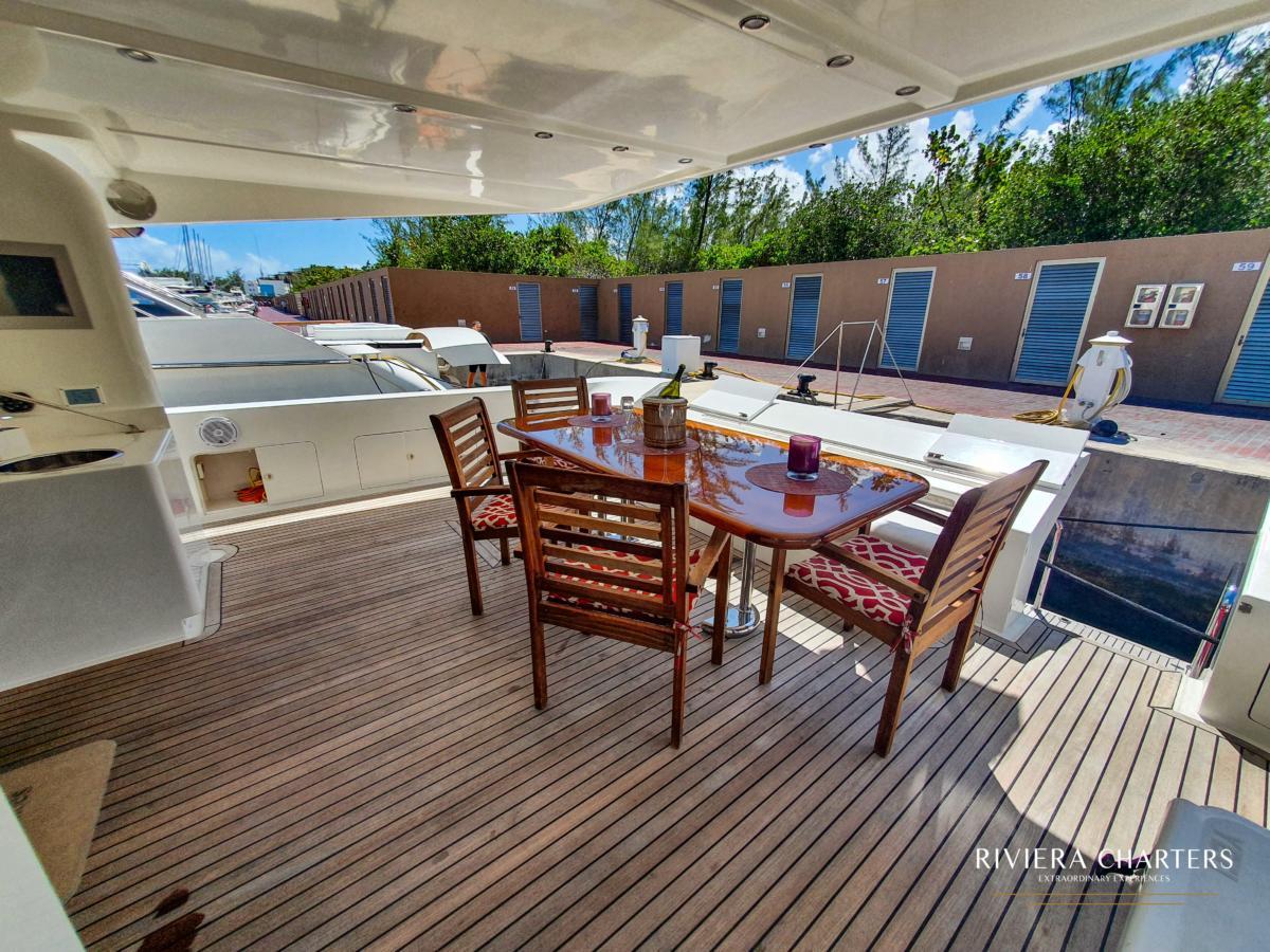 79_Ft_Dyna_Craf_yacht_rental_in_Cancun_by_Riviera_Charters_14