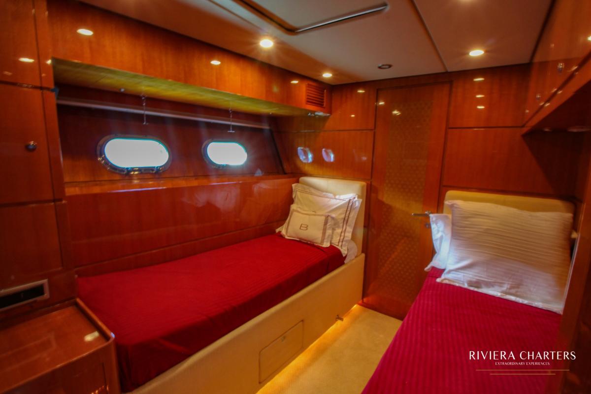 79_Ft_Dyna_Craf_yacht_rental_in_Cancun_by_Riviera_Charters_17
