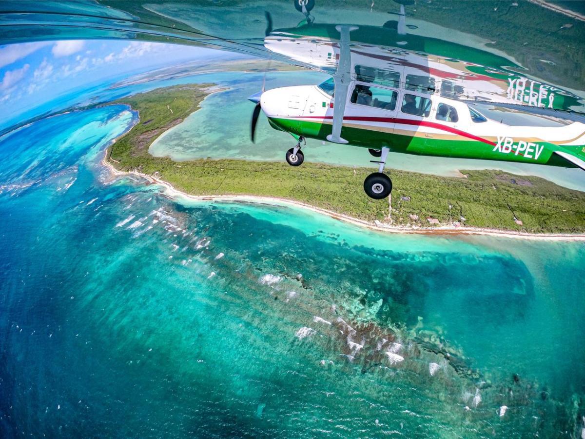 Cessna_T206_private_flight_from_cancun_by_Riviera_charters_12