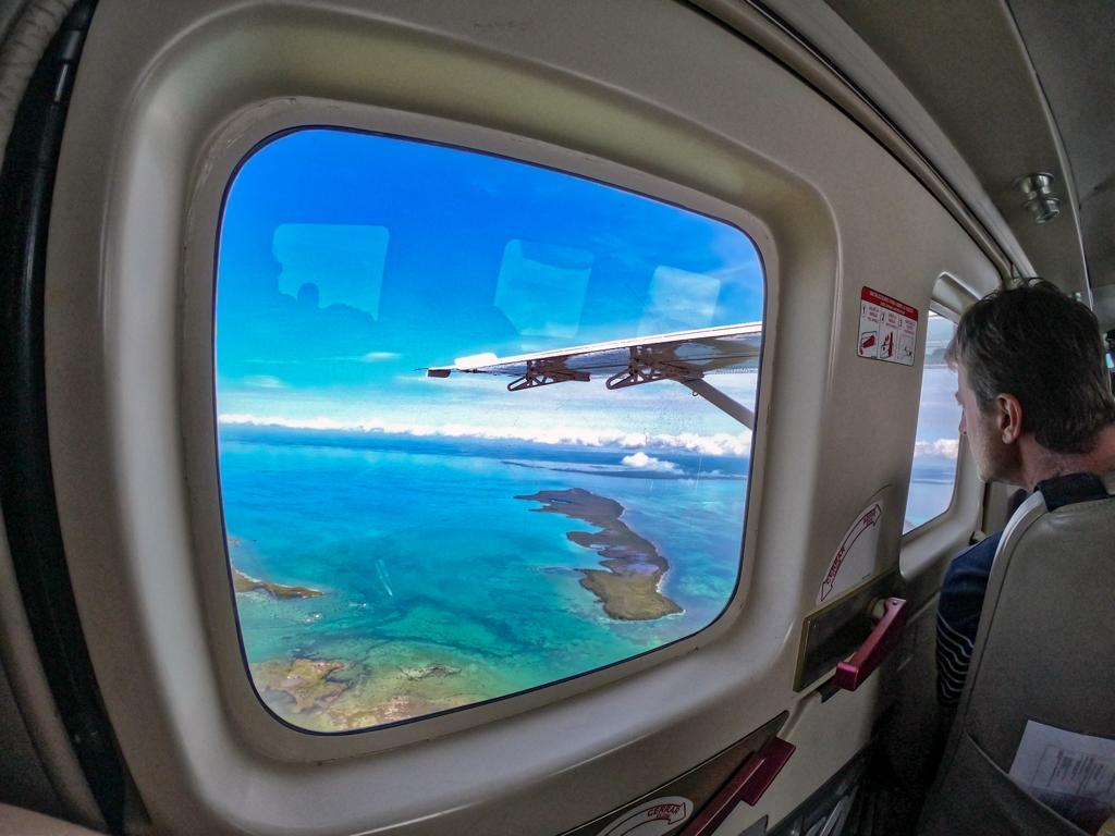 Cessna_T206_private_flight_from_cancun_by_Riviera_charters_7