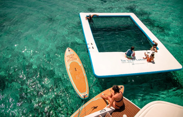 Cozumel-private-yacht-and-catamaran-rental-by-Riviera-Charters-12