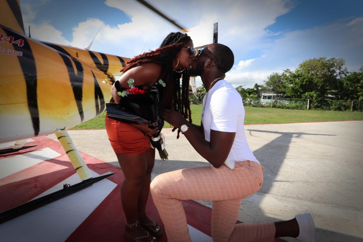 Helicopter_wedding_proposal_Cancun_and_Tulum__by_Riviera_Charters_3