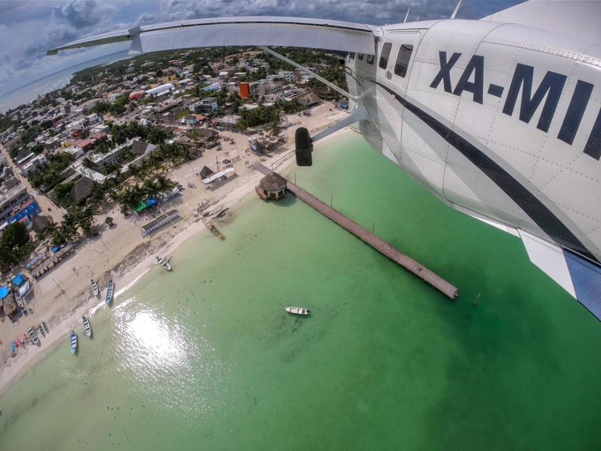 Kodiak_100_Airplane_charters_and_tours_in_Cancun_By_Riviera_Charters_4