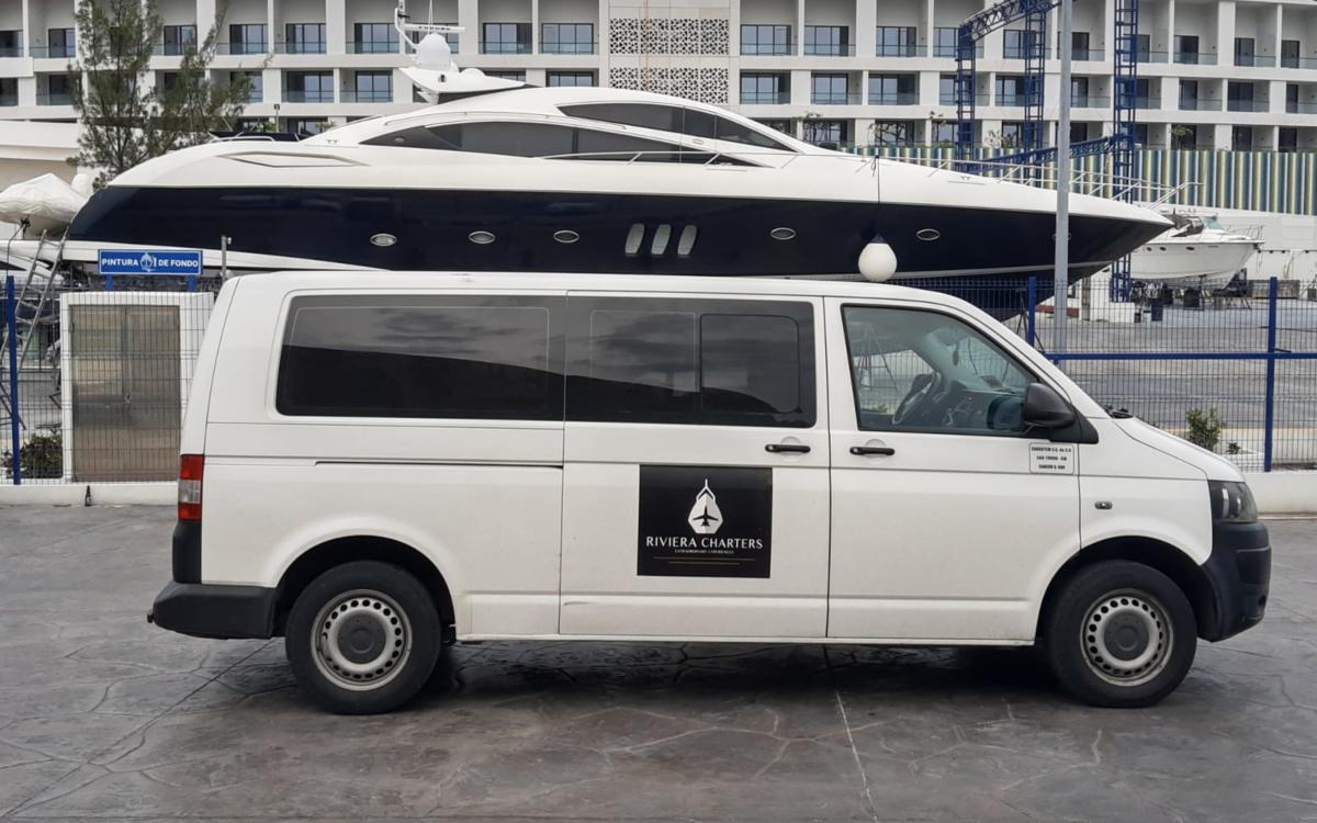 Shuttle_by_Riviera_Charters_1_(1)