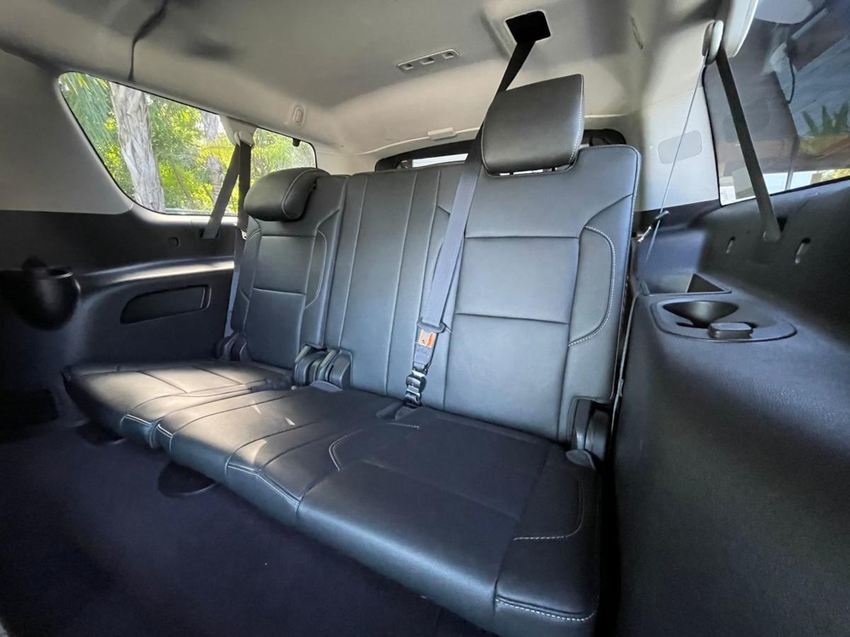 Suburban-rental-and-roundtrip-transportation-from-Cancun-and-Cancun-by-Riviera-Cahrters-5