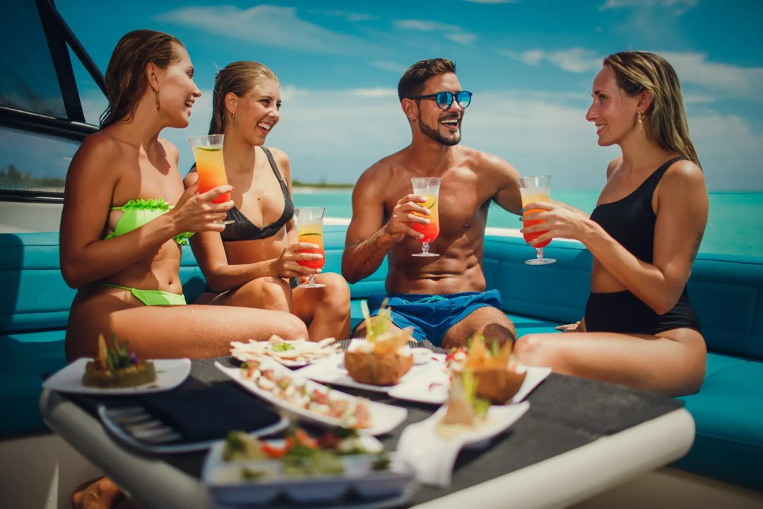 Tulum-private-yacht-and-catamaran-rental-by-Riviera-Charters-013